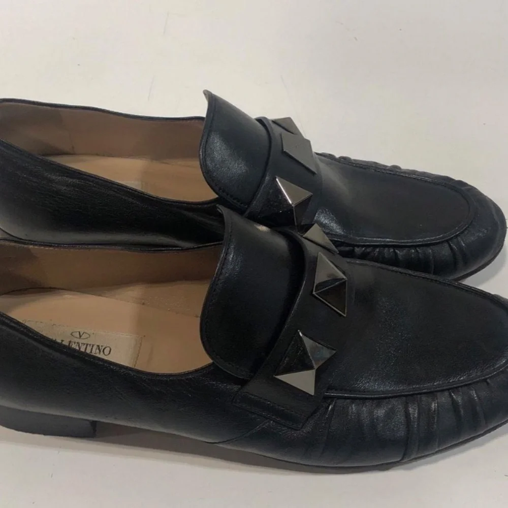 Women’s Valentino Garavani Black Leather Loafers With Studded Strap Size 38.5